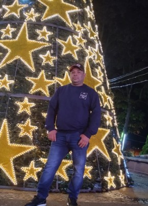 Leonardo из Medellín 46 лет