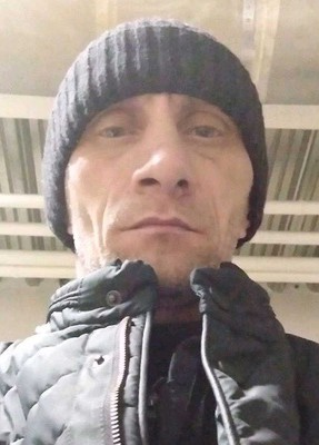 Олег, 46, Россия, Новониколаевский