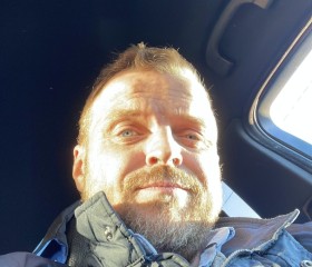 Eugene, 47, Saint Petersburg