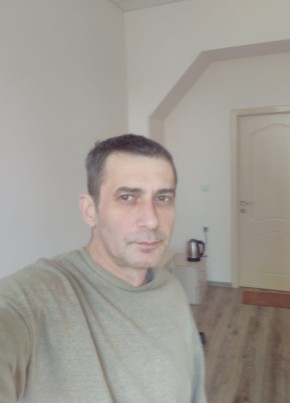 Andrey, 46, Russia, Staryy Krym