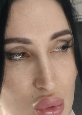 Elena, 28, Russia, Gelendzhik