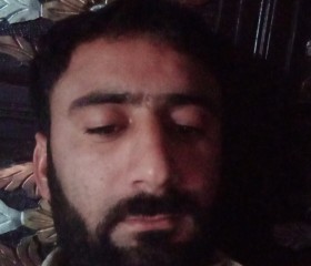 Kashif, 23, Mitha Tiwana