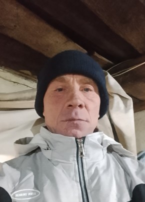 Олег из Морозовска 54 года