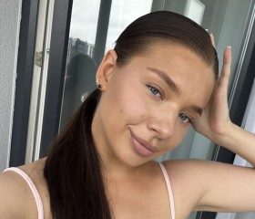 Alina, 23, Saint Petersburg