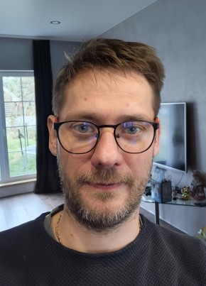 Олег из Омска 37 лет