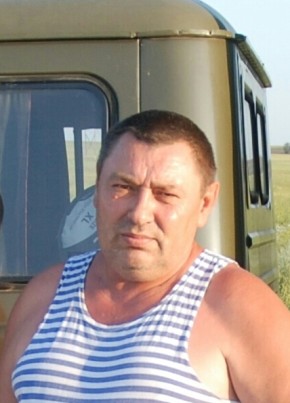 Дмитрий из Рубцовска 64 года
