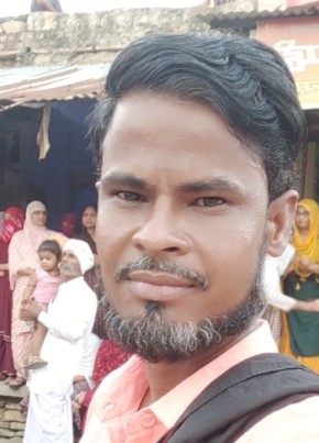 Irfan Ali, 29, India, Kāpren