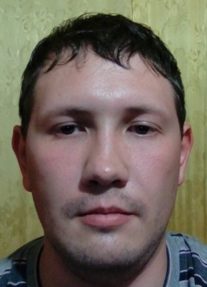 Анатолий, 34, Россия, Киров (Кировская обл.)