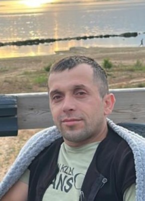 Рустам из Избербаша 38 лет