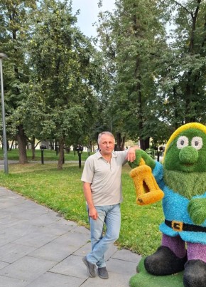 Vlad из Москвы 55 лет