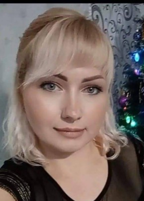 Оля, 34, Україна, Камянське