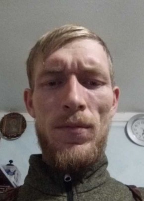 Иван, 36, Россия, Зеленогорск (Красноярский край)