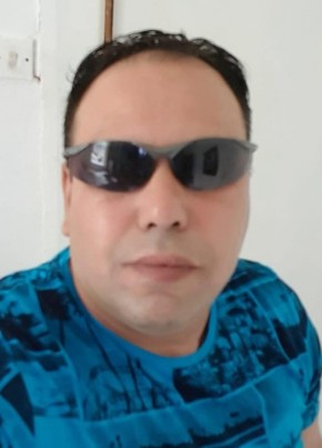 mustafa, 42, United Kingdom, Brixton