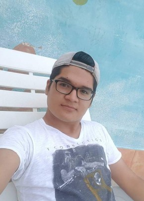 Andres Nuñez, 27, República del Ecuador, Nueva Loja