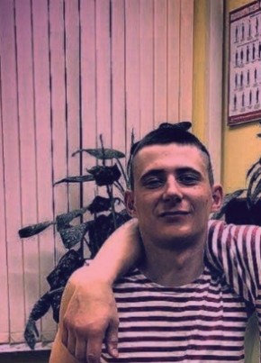 Данил из Барнаула 23 года