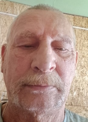 Виталий Сметанин из Мужи 63 года