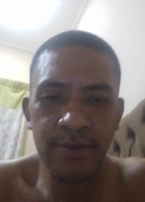 Zam из Seremban 42 года