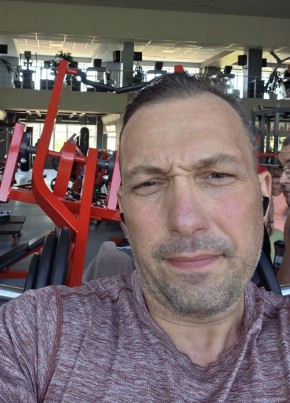 Павел из Талнаха 46 лет