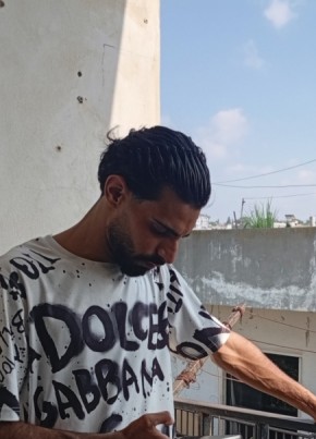 احمد из بَيْرُوت 22 года
