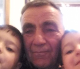 Сергей, 65 лет, თბილისი