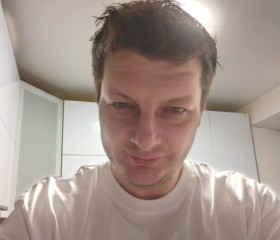 Godskitchen, 40, Chashniki