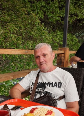 Юрий из Моздока 57 лет