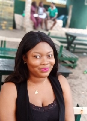 Pearl, 32, Nigeria, Lagos