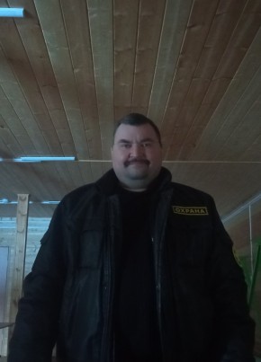 Юрий из Качканара 52 года