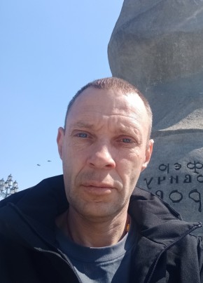 Роман, 40, Россия, Хабаровск