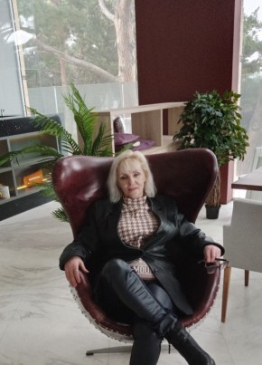 Татьяна., 55, Россия, Ялта