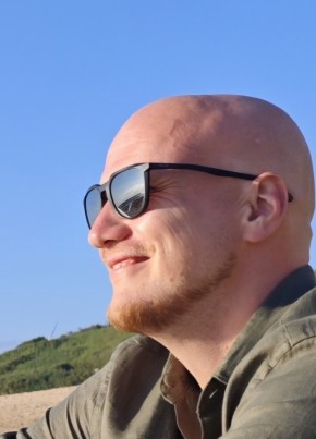 Ivan из Düsseldorf 36 лет