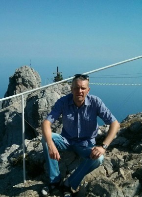 Дмитрий из Екатеринбурга 51 год