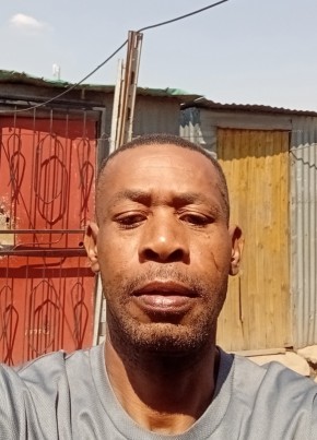 Joe из Tembisa 46 лет