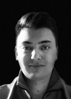 Антон из Хабаровска 32 года