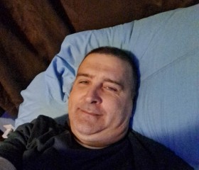 Brian, 44, Cookeville