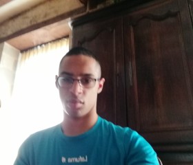 Clement Gasztowt, 23, Porto-Vecchio