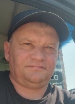 Максим из Перми 46 лет