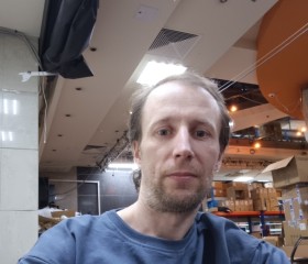 Igor, 42, Moscow