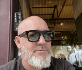 Vladislav, 54, Moscow
