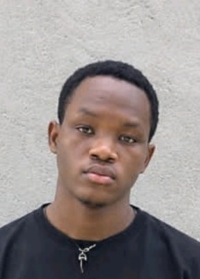 Eddy из Mukono 19 лет