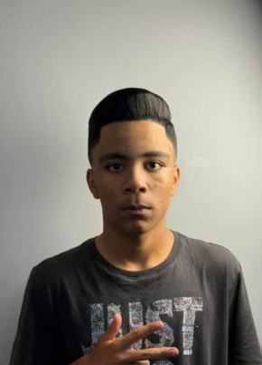 João из São Paulo capital 19 лет