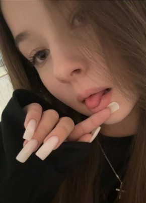 Лера из Юргамыша 18 лет