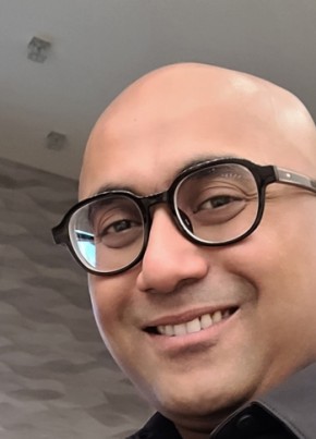 Sougata, 43, Russia, Moscow
