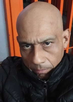 javier из México Distrito Federal 51 год