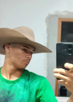 Luiz из Umuarama 18 лет