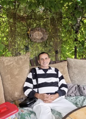 Mikhail, 58, Russia, Saint Petersburg