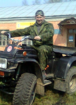 Олег из Починока 61 год
