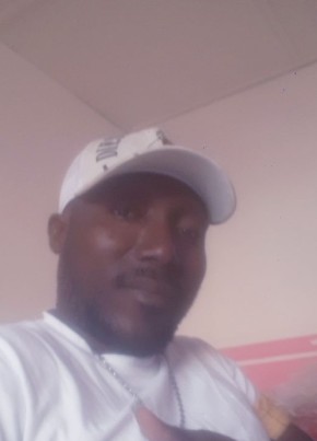 Michael, 28, Ivory Coast, Anyama