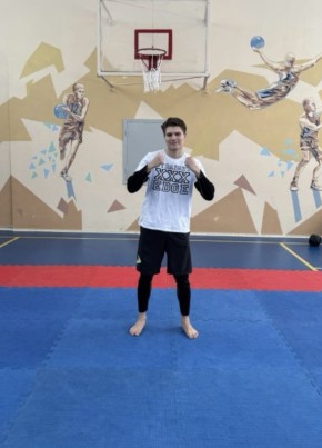 Ilya, 19, Russia, Bryansk