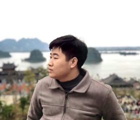 Nguyen Hieu, 29, Thanh Pho Phu Ly